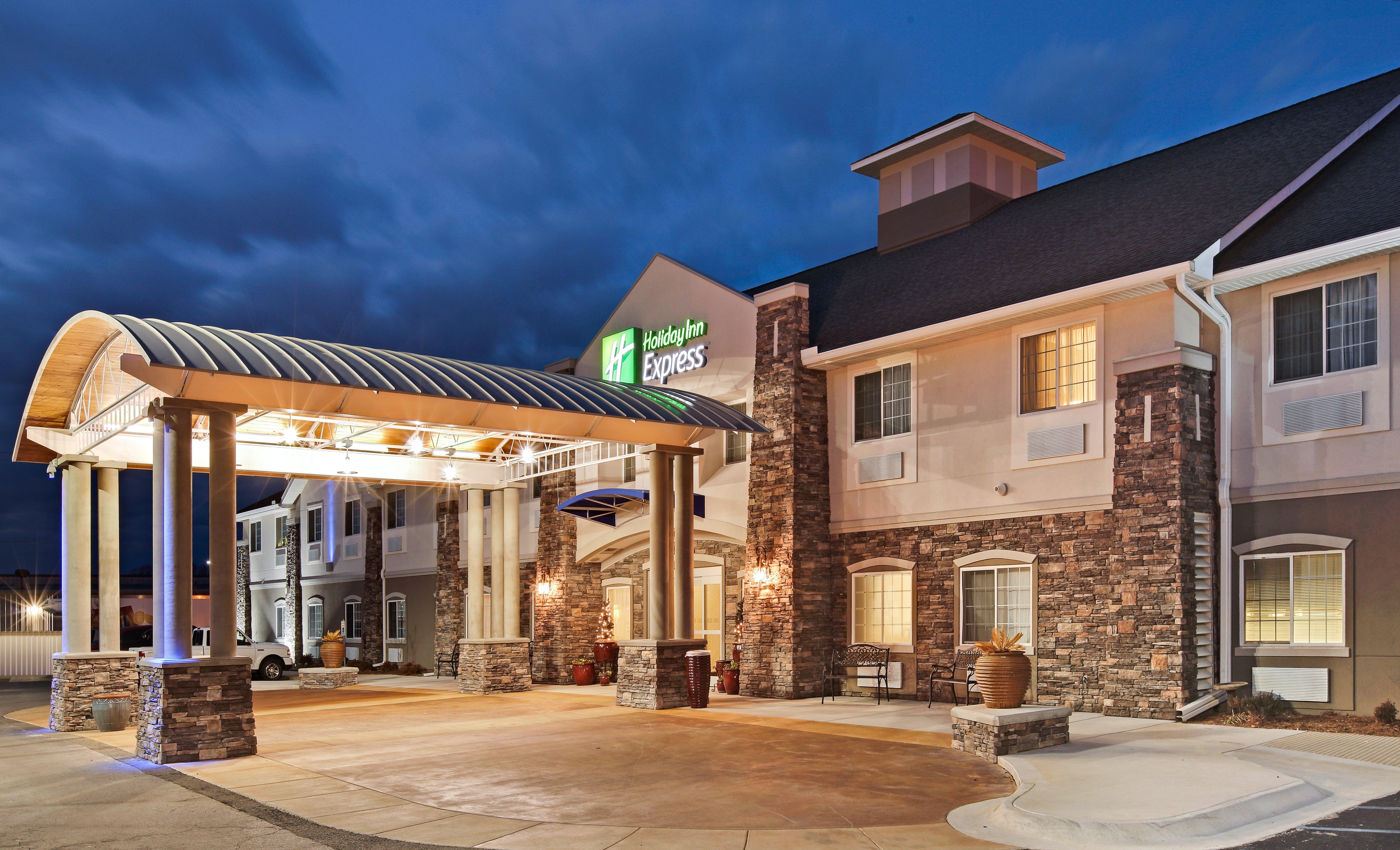 Holiday Inn Express Monticello By Ihg Εξωτερικό φωτογραφία